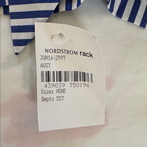 DRESS FORUM Navy blue and White Striped Shorts - Picture 5 of 5